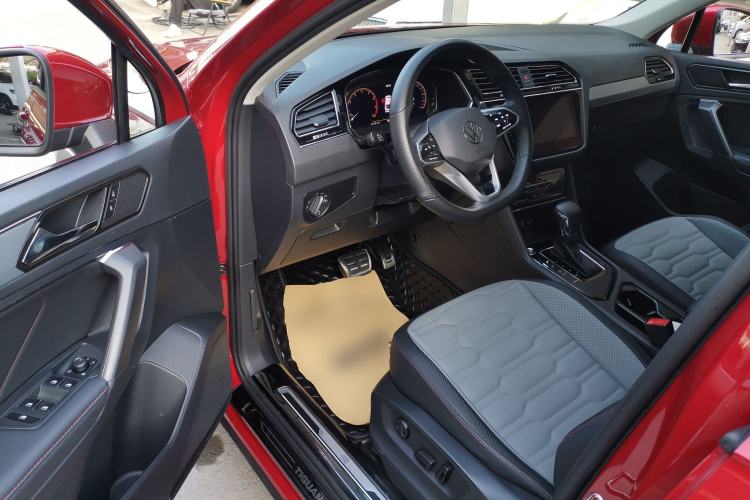 Used Volkswagen Tiguan X 2021 330TSI Two-Wheel Drive Enjoyment Version Interior 3