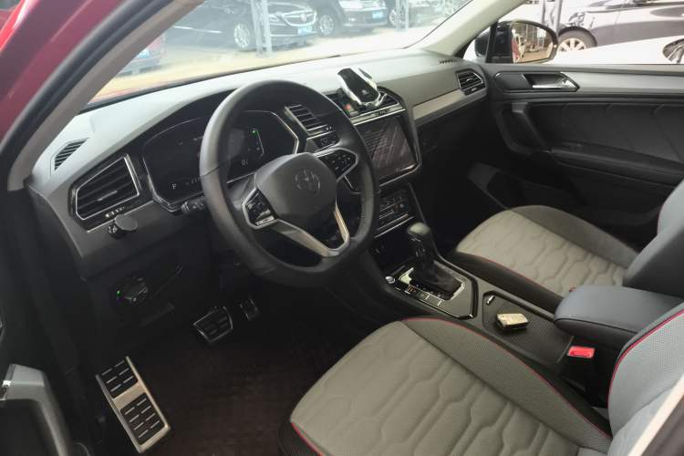 Used Volkswagen Tiguan X 2021 330TSI Two-Wheel-Drive Prestige Flagship Edition Interior 3
