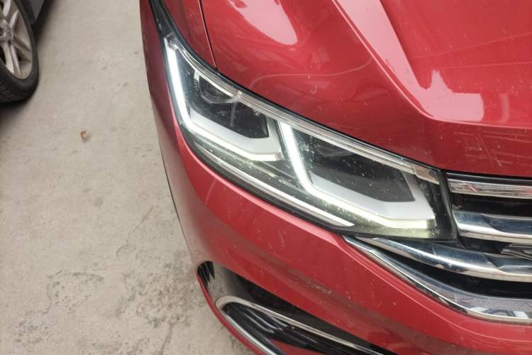 Used Volkswagen Tiguan X 2021 330TSI Two-Wheel-Drive Prestige Flagship Edition Right Front Headlight