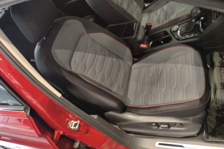 Used Volkswagen Tiguan X 2021 380TSI Four-Wheel Drive Prestige Flagship Edition Right Front Seat