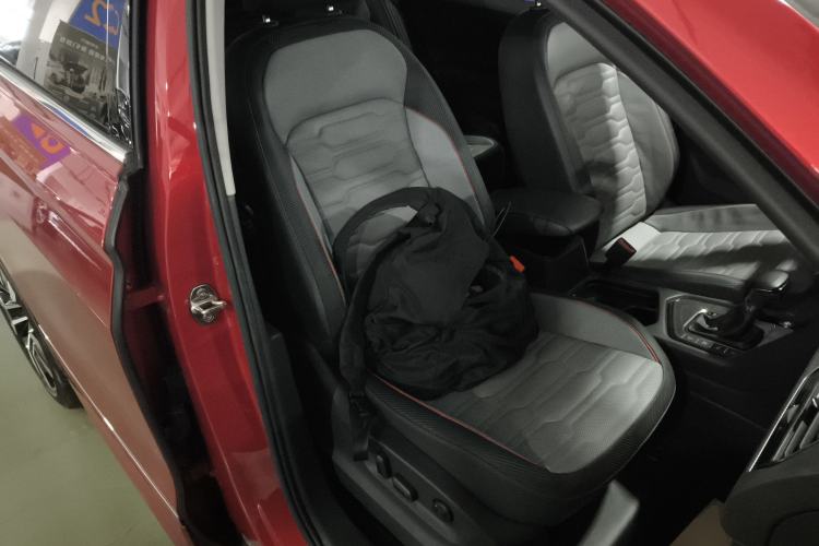 Used Volkswagen Tiguan X 2021 330TSI Two-Wheel-Drive Prestige Flagship Edition Right Front Seat