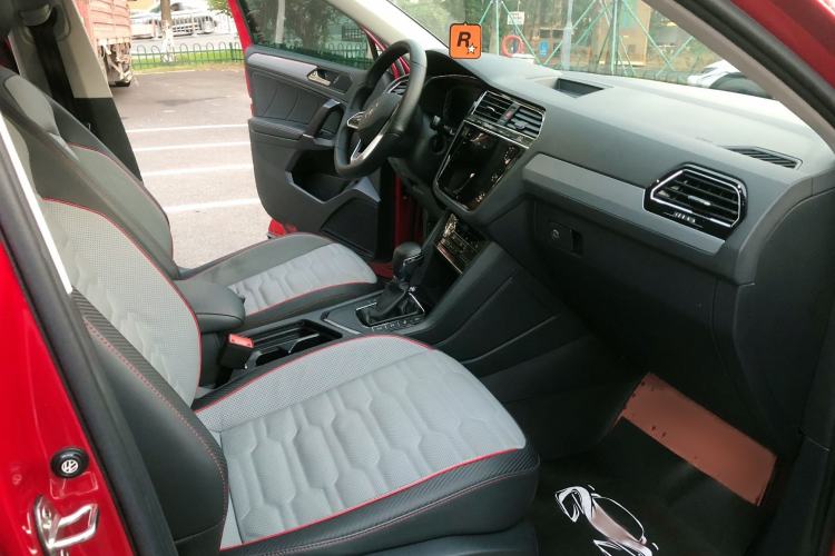 Used Volkswagen Tiguan X 2021 330TSI Two-Wheel-Drive Flagship Edition Right Front Seat