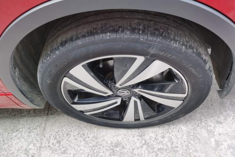 Used Volkswagen Tiguan X 2021 330TSI Two-Wheel-Drive Flagship Edition Right Front Wheel Hub