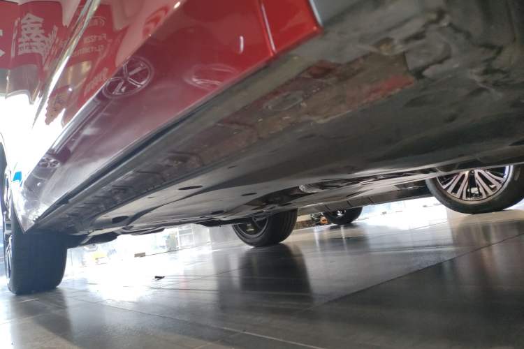 Used Volkswagen Tiguan X 2021 380TSI Four-Wheel Drive Prestige Flagship Edition Right Side Sill
