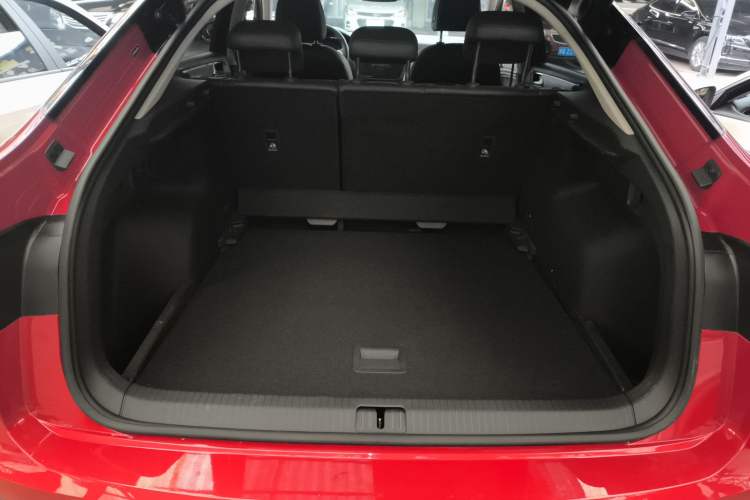 Used Volkswagen Tiguan X 2021 330TSI Two-Wheel-Drive Prestige Flagship Edition Trunk