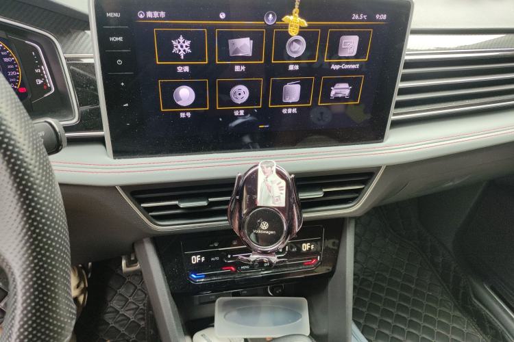 Used Volkswagen Tiguan X 2021 330TSI Two-Wheel Drive Enjoyment Version Audio And AC Panel