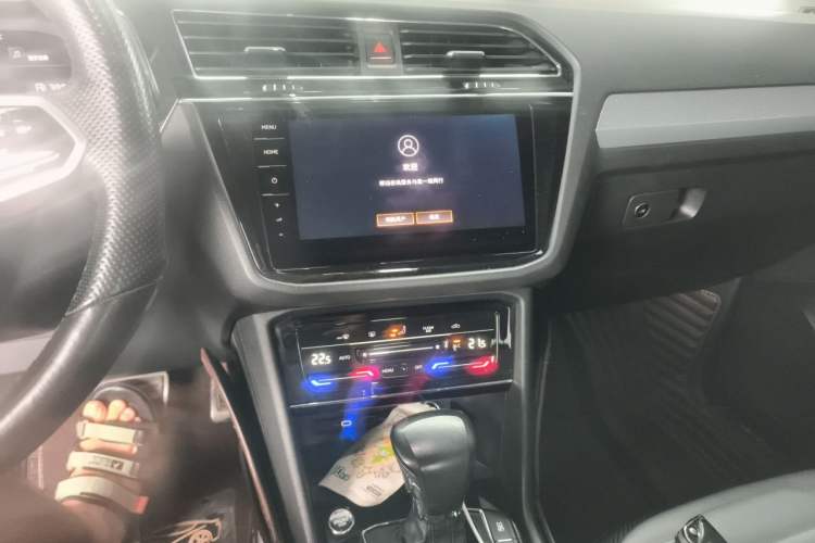 Used Volkswagen Tiguan X 2021 330TSI Two-Wheel Drive Enjoyment Version Audio And AC Panel