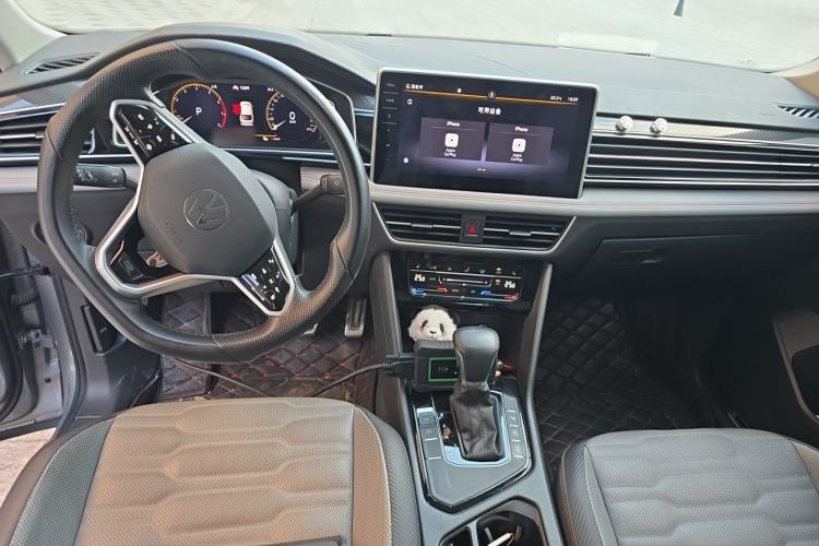 Used Volkswagen Tiguan X 2021 330TSI Two-Wheel Drive Enjoyment Version Center Console