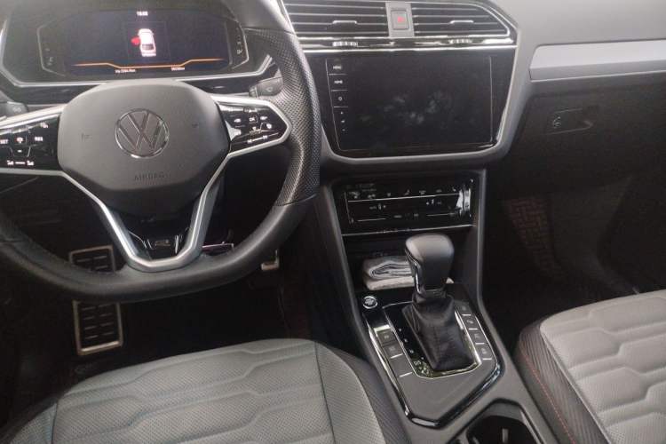 Used Volkswagen Tiguan X 2021 330TSI Two-Wheel-Drive Flagship Edition Center Console