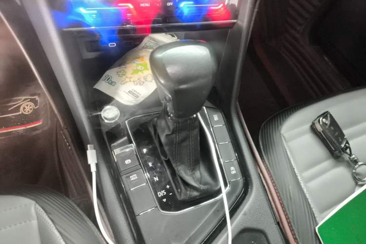 Used Volkswagen Tiguan X 2021 330TSI Two-Wheel Drive Enjoyment Version Gear Lever
