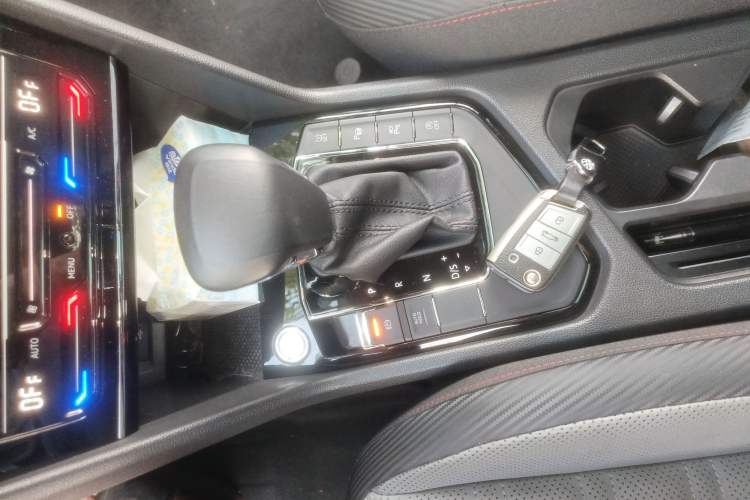 Used Volkswagen Tiguan X 2021 330TSI Two-Wheel Drive Enjoyment Version Gear Lever