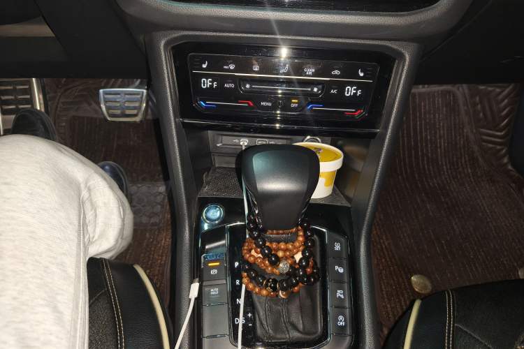 Used Volkswagen Tiguan X 2021 330TSI Two-Wheel-Drive Flagship Edition Gear Lever