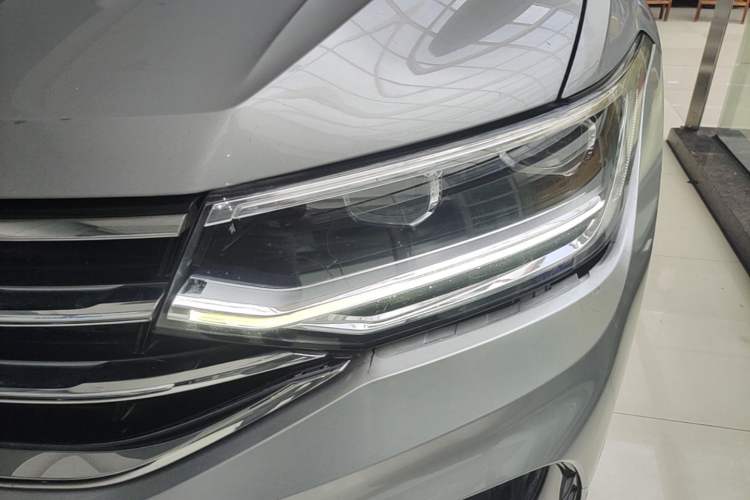 Used Volkswagen Tiguan X 2021 330TSI Two-Wheel-Drive Prestige Flagship Edition Left Front Headlight