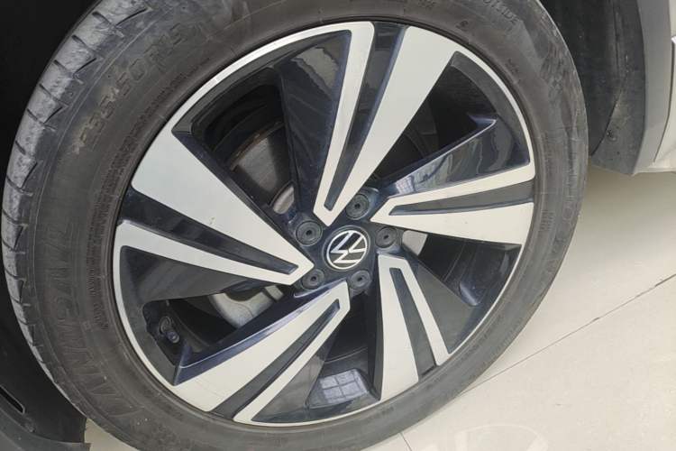 Used Volkswagen Tiguan X 2021 330TSI Two-Wheel-Drive Prestige Flagship Edition Left Front Wheel Hub