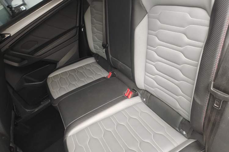 Used Volkswagen Tiguan X 2021 330TSI Two-Wheel-Drive Prestige Flagship Edition Left Rear Seat
