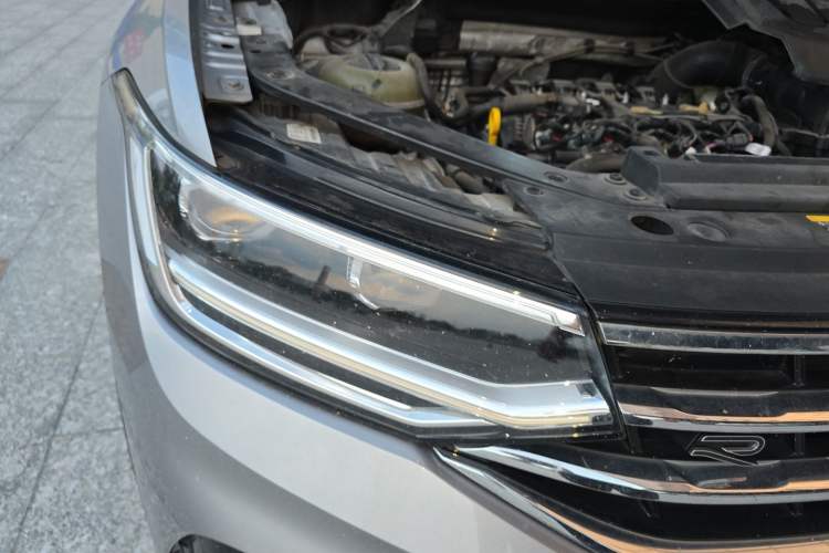 Used Volkswagen Tiguan X 2021 330TSI Two-Wheel Drive Enjoyment Version Right Front Headlight