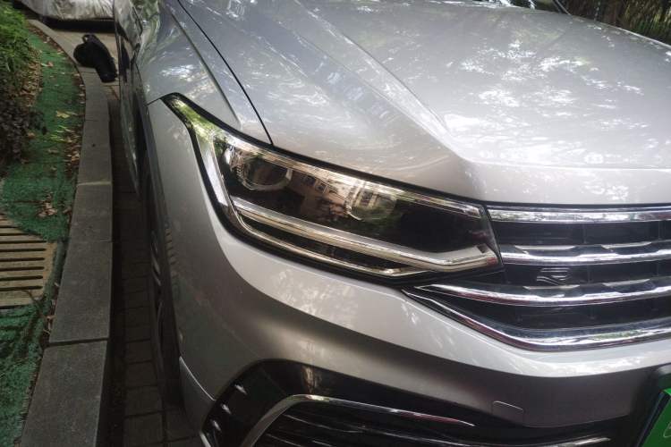Used Volkswagen Tiguan X 2021 330TSI Two-Wheel-Drive Flagship Edition Right Front Headlight