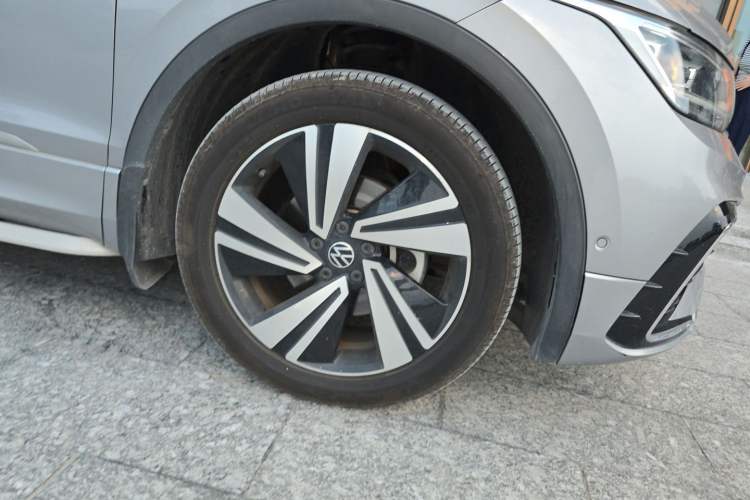 Used Volkswagen Tiguan X 2021 330TSI Two-Wheel Drive Enjoyment Version Right Front Wheel Hub