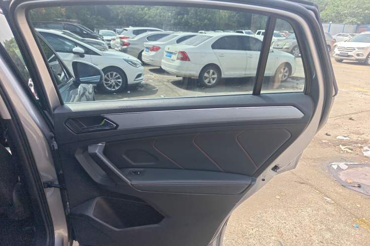 Used Volkswagen Tiguan X 2021 330TSI Two-Wheel Drive Enjoyment Version Right Rear Door Interior