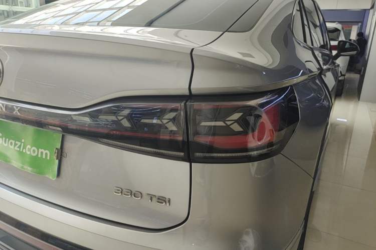 Used Volkswagen Tiguan X 2021 330TSI Two-Wheel-Drive Prestige Flagship Edition Right Rear Taillight