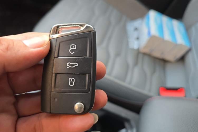 Used Volkswagen Tiguan X 2021 330TSI Two-Wheel Drive Enjoyment Version Vehicle Key