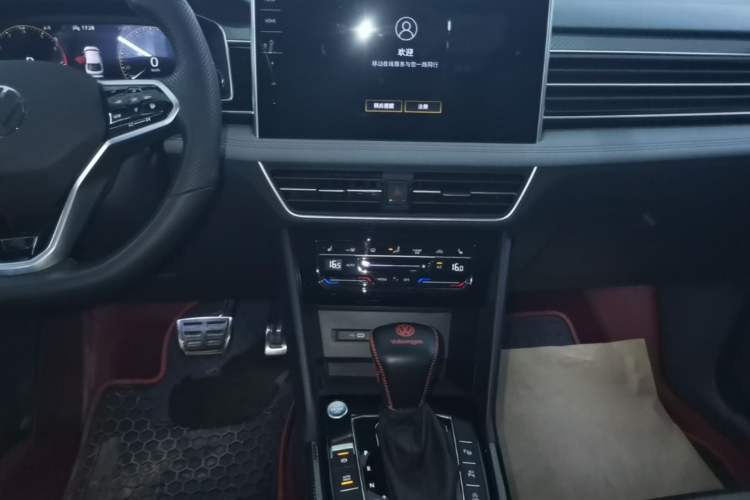 Used Volkswagen Tiguan X 2021 330TSI Two-Wheel-Drive Flagship Edition Audio And AC Panel