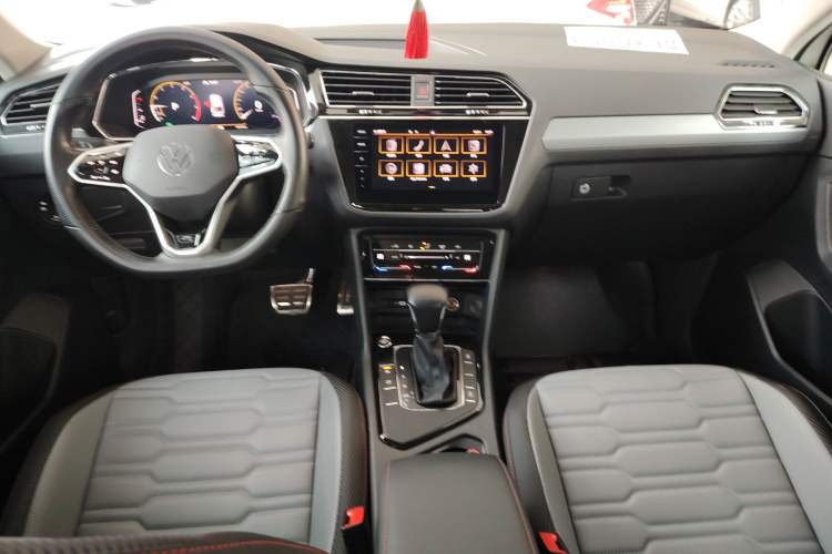 Used Volkswagen Tiguan X 2021 330TSI Two-Wheel Drive Enjoyment Version Center Console