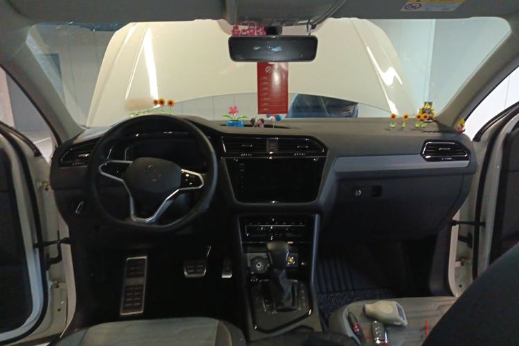 Used Volkswagen Tiguan X 2021 330TSI Two-Wheel-Drive Flagship Edition Center Console