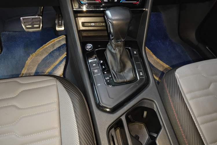 Used Volkswagen Tiguan X 2021 330TSI Two-Wheel Drive Enjoyment Version Gear Lever
