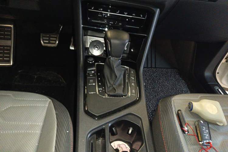 Used Volkswagen Tiguan X 2021 330TSI Two-Wheel-Drive Flagship Edition Gear Lever