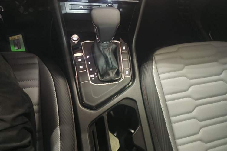 Used Volkswagen Tiguan X 2021 330TSI Two-Wheel Drive Enjoyment Version Gear Lever