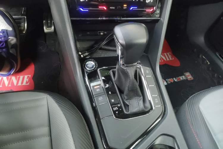 Used Volkswagen Tiguan X 2021 330TSI Two-Wheel Drive Enjoyment Version Gear Lever