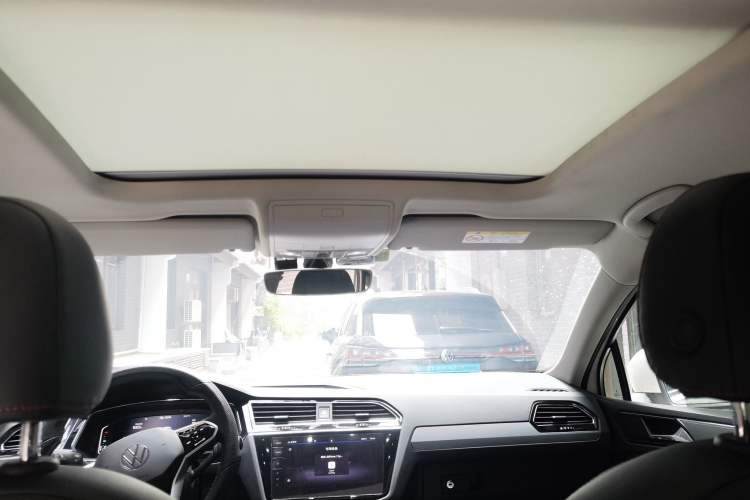 Used Volkswagen Tiguan X 2021 330TSI Two-Wheel Drive Enjoyment Version Headliner