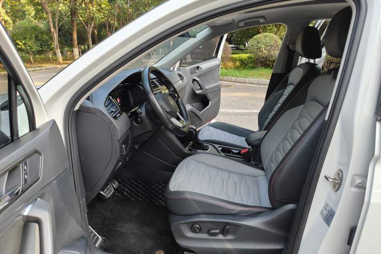 Used Volkswagen Tiguan X 2021 330TSI Two-Wheel Drive Enjoyment Version Interior 3