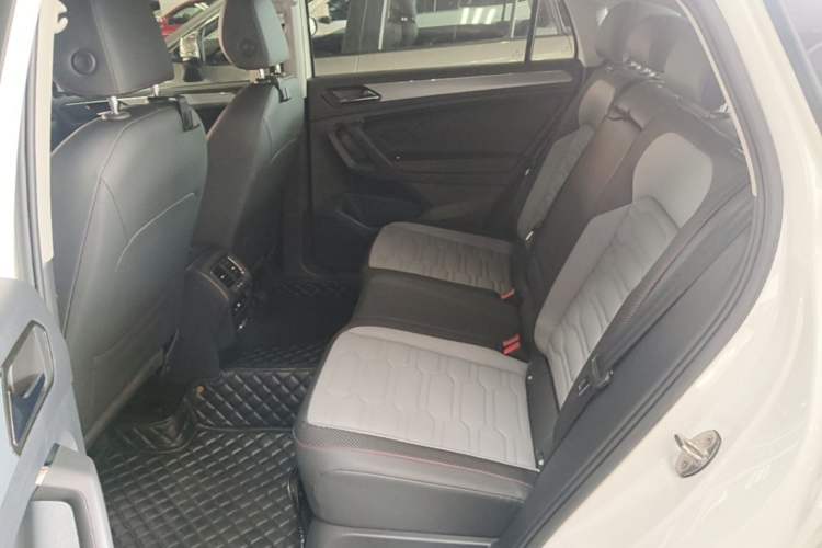 Used Volkswagen Tiguan X 2021 330TSI Two-Wheel Drive Enjoyment Version Left Rear Seat