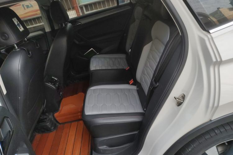 Used Volkswagen Tiguan X 2021 330TSI Two-Wheel Drive Enjoyment Version Left Rear Seat
