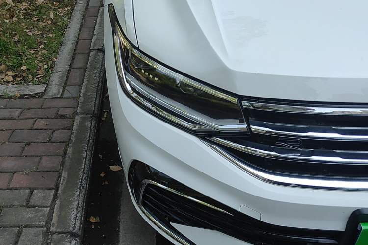 Used Volkswagen Tiguan X 2021 330TSI Two-Wheel-Drive Flagship Edition Right Front Headlight