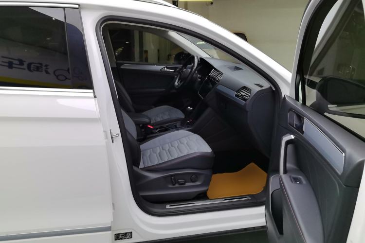 Used Volkswagen Tiguan X 2021 330TSI Two-Wheel-Drive Flagship Edition Right Front Seat