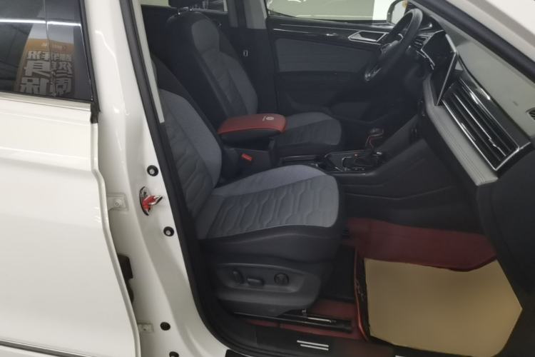 Used Volkswagen Tiguan X 2021 330TSI Two-Wheel-Drive Flagship Edition Right Front Seat