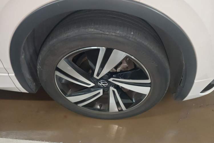 Used Volkswagen Tiguan X 2021 330TSI Two-Wheel Drive Enjoyment Version Right Front Wheel Hub