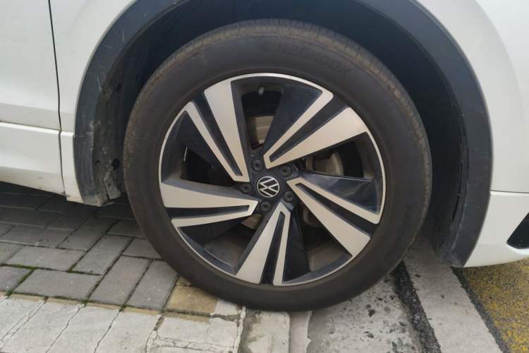 Used Volkswagen Tiguan X 2021 330TSI Two-Wheel Drive Enjoyment Version Right Front Wheel Hub