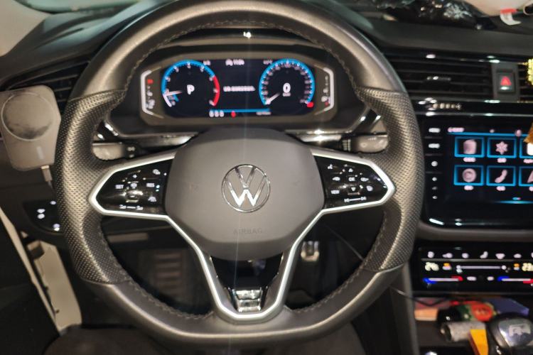 Used Volkswagen Tiguan X 2021 330TSI Two-Wheel-Drive Prestige Flagship Edition Steering Wheel