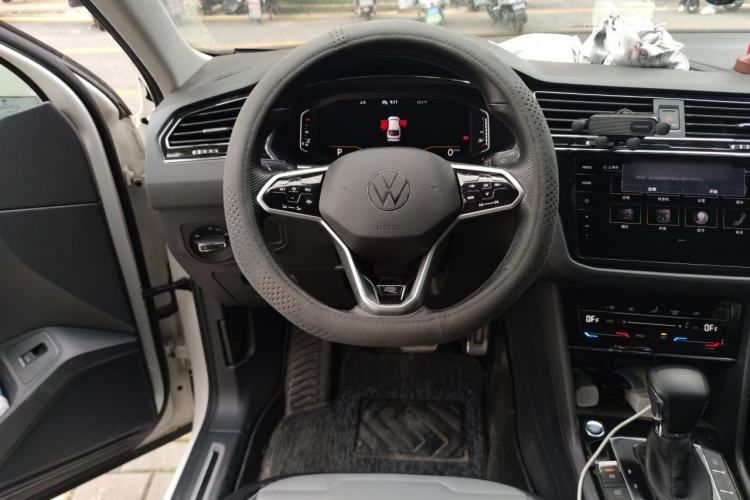 Used Volkswagen Tiguan X 2021 330TSI Two-Wheel Drive Enjoyment Version Steering Wheel