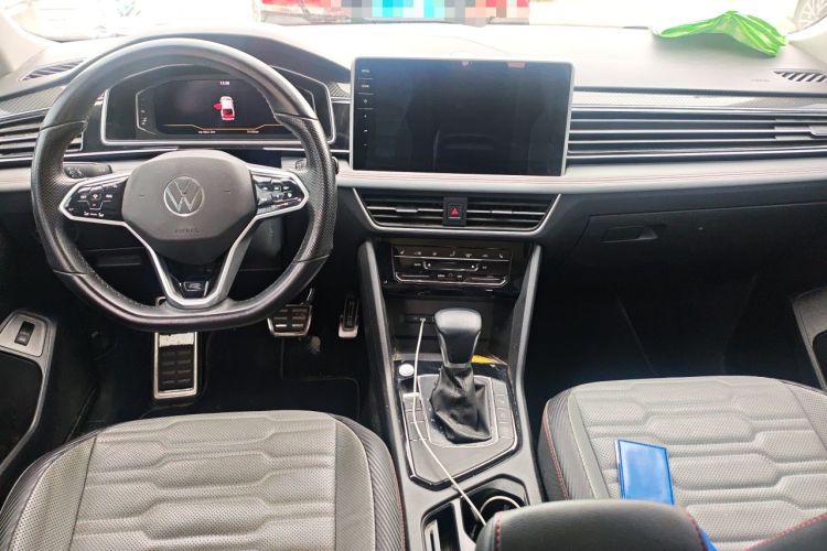 Used Volkswagen Tiguan X 2022 330TSI Two-Wheel-Drive Flagship Edition Center Console