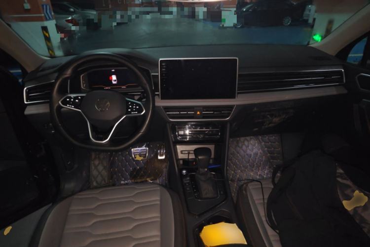 Used Volkswagen Tiguan X 2022 330TSI Two-Wheel Drive Enjoyment Version Center Console