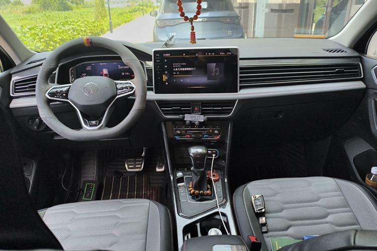 Used Volkswagen Tiguan X 2022 330TSI Two-Wheel-Drive Flagship Edition Center Console