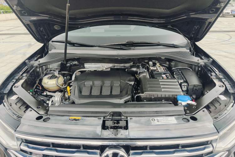 Used Volkswagen Tiguan X 2022 330TSI Two-Wheel-Drive Flagship Edition Engine Bay