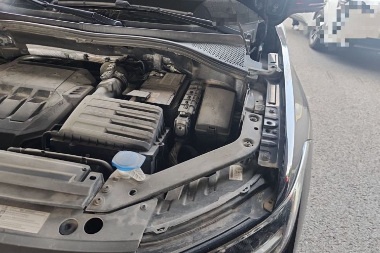 Used Volkswagen Tiguan X 2022 330TSI Two-Wheel-Drive Flagship Edition Engine Bay Left