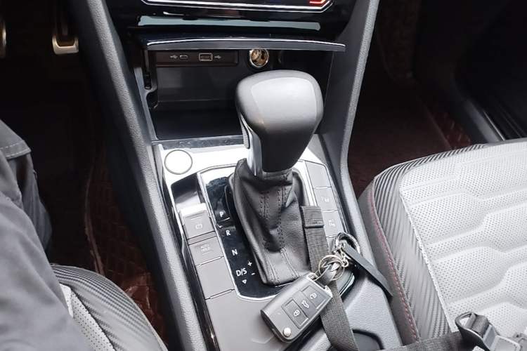 Used Volkswagen Tiguan X 2022 330TSI Two-Wheel-Drive Flagship Edition Gear Lever