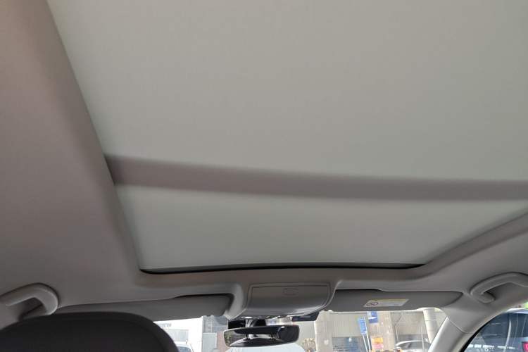 Used Volkswagen Tiguan X 2022 330TSI Two-Wheel-Drive Flagship Edition Headliner